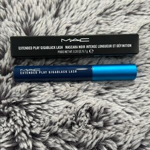 MAC Cosmetics Extended Play Gigablack Lash Mascara